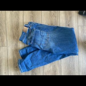 American Eagle straight leg jeans